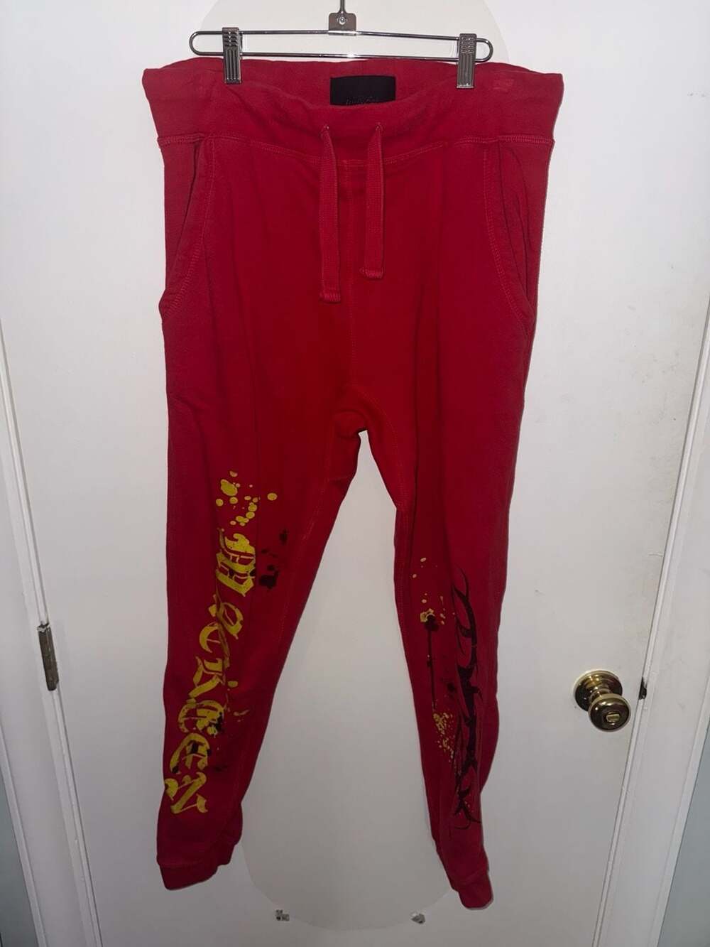Mac Keen joggers red